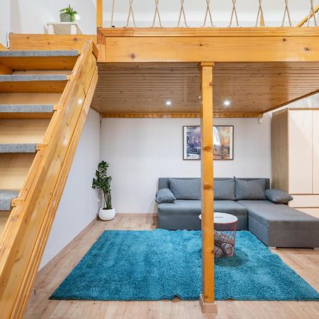 Affordable Heroes' Square Residence Budapest Eksteriør billede