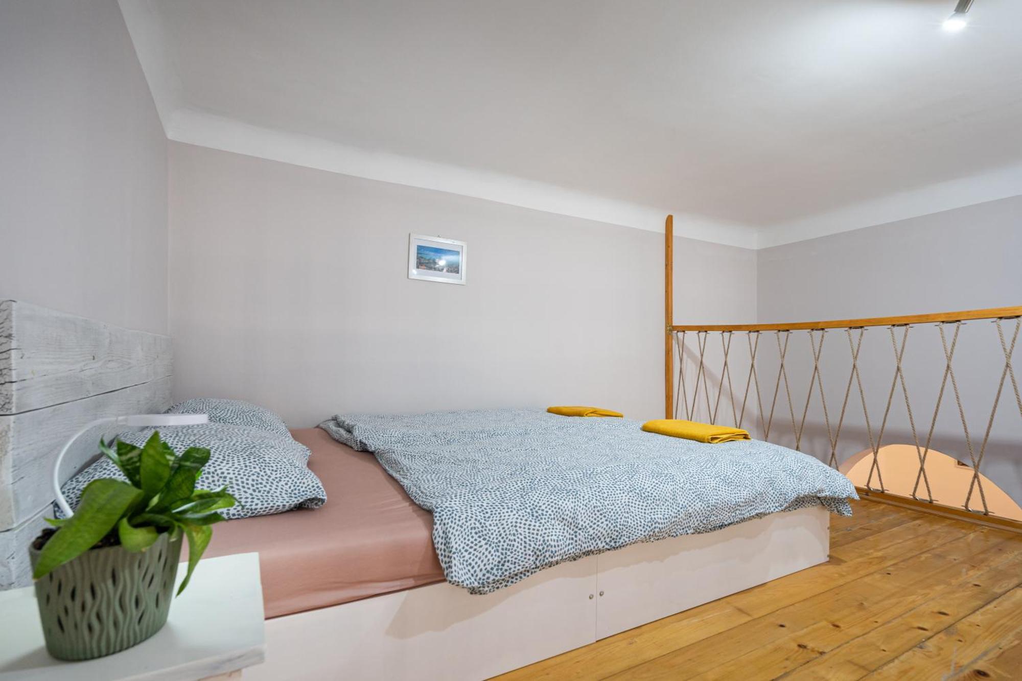 Affordable Heroes' Square Residence Budapest Eksteriør billede