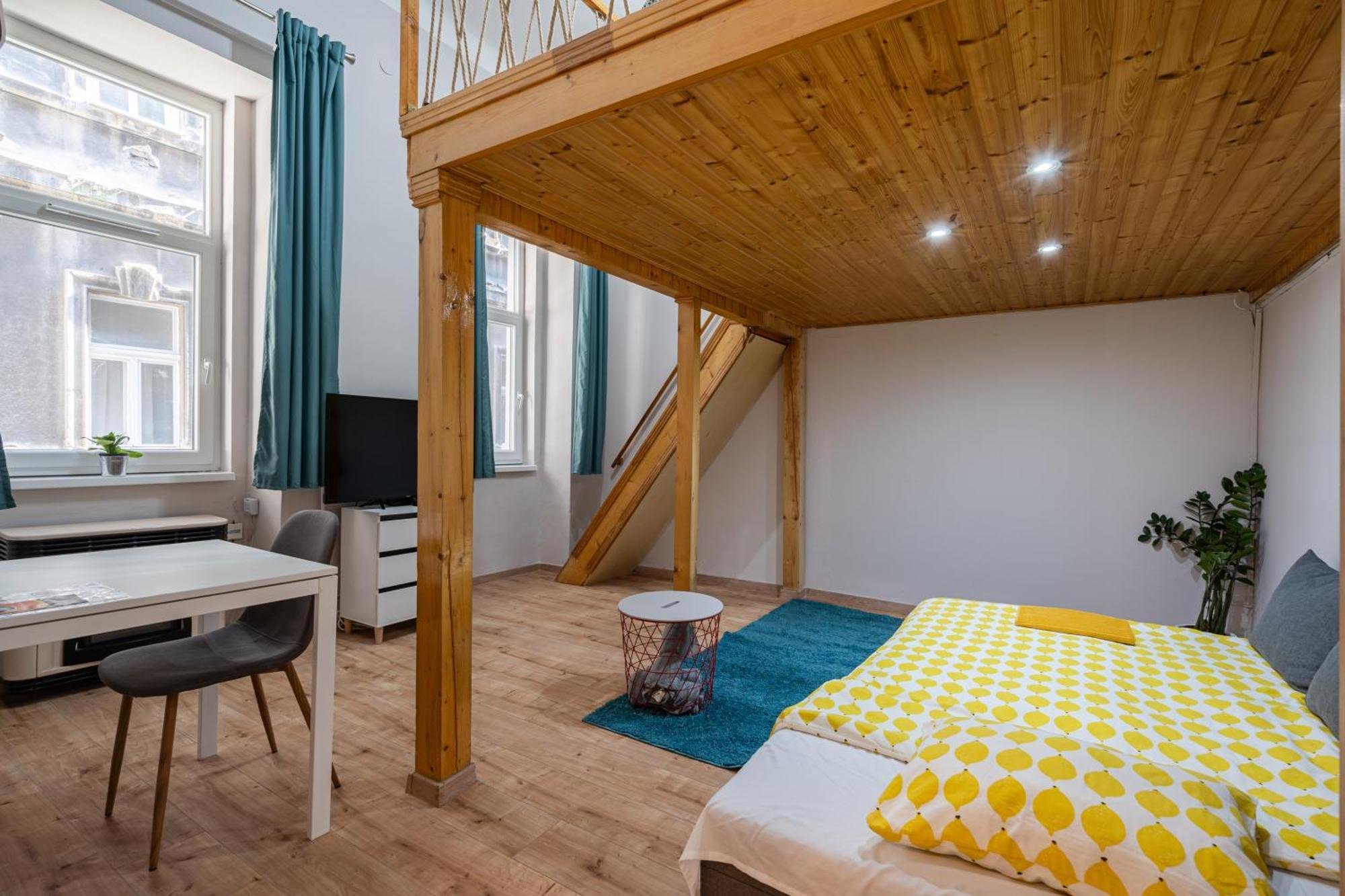 Affordable Heroes' Square Residence Budapest Eksteriør billede
